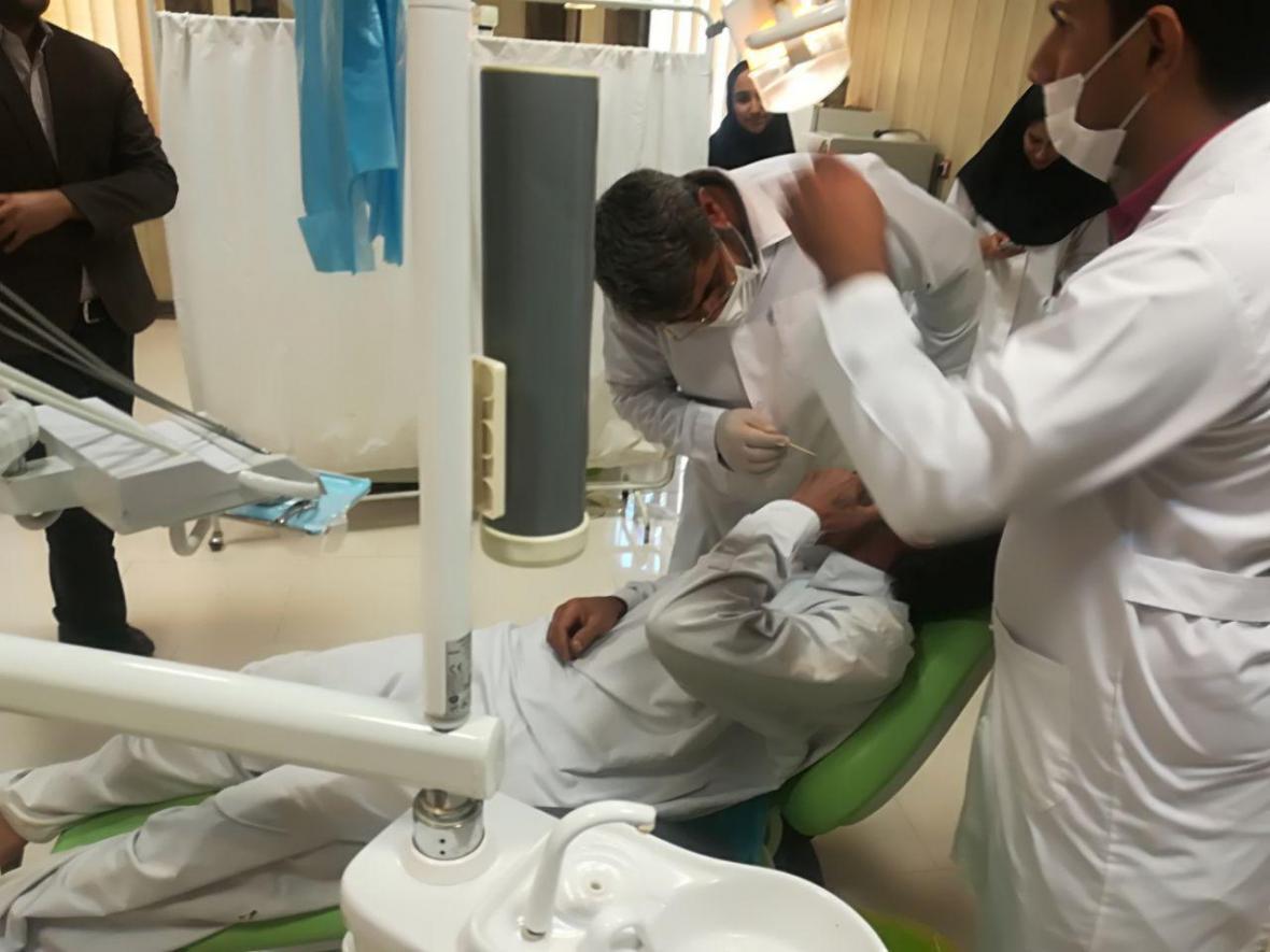 تجهیز کلینیک فجر انقلاب ایلام به خدمات دندان پزشکی