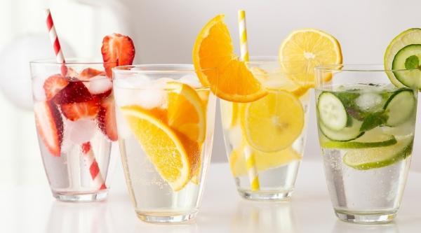 کدام نوشیدنی ها آب بدن را به خوبی تامین می نمایند؟