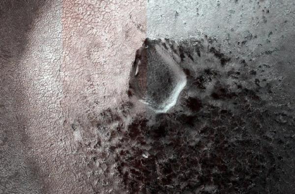 جولان عنکبوت ها بر سطح مریخ، شگفتی تازه سیاره سرخ، عکس